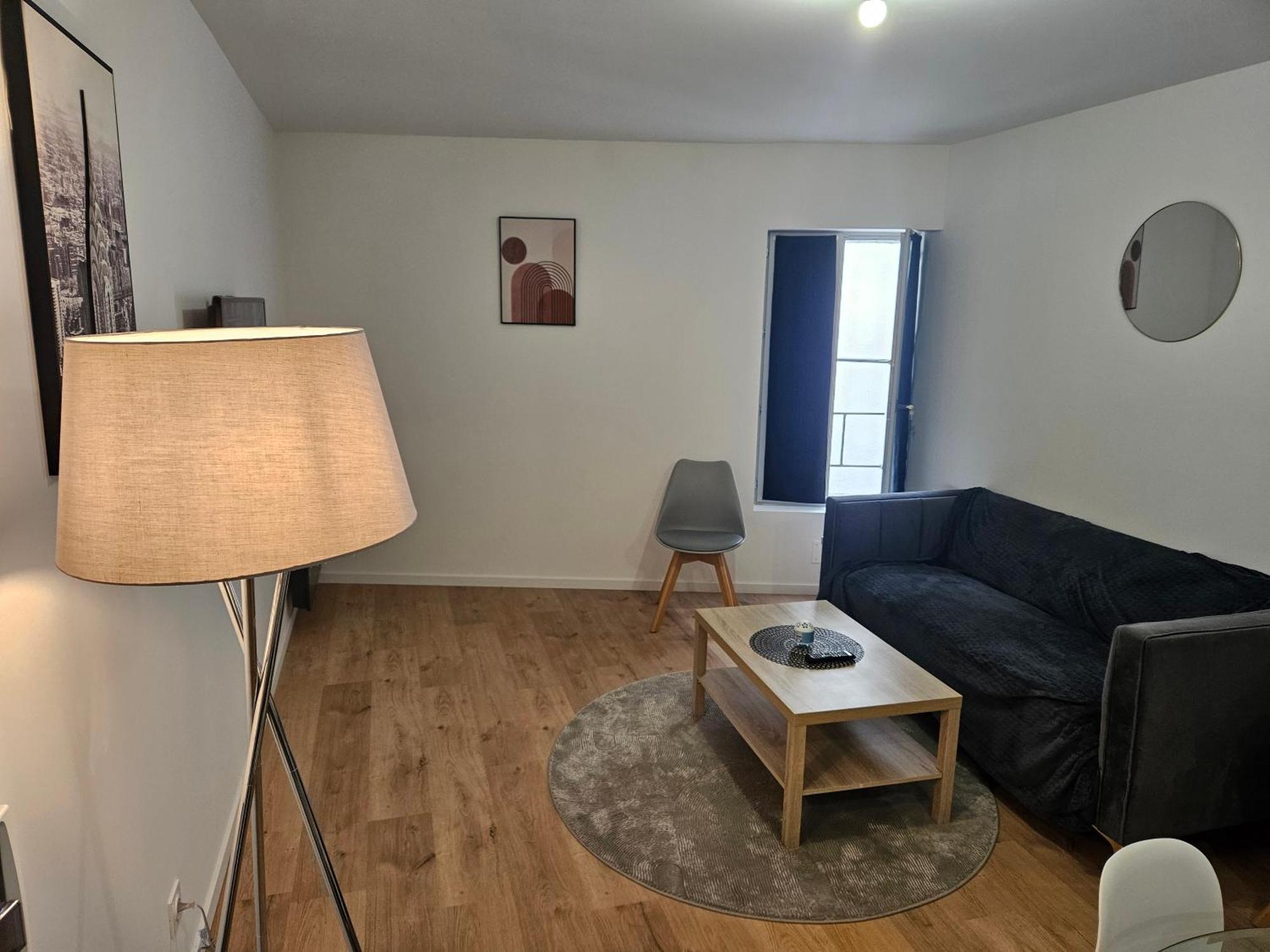 T2 Chaleureux, Calme Et Entierement Renove. Apartman Béziers Kültér fotó