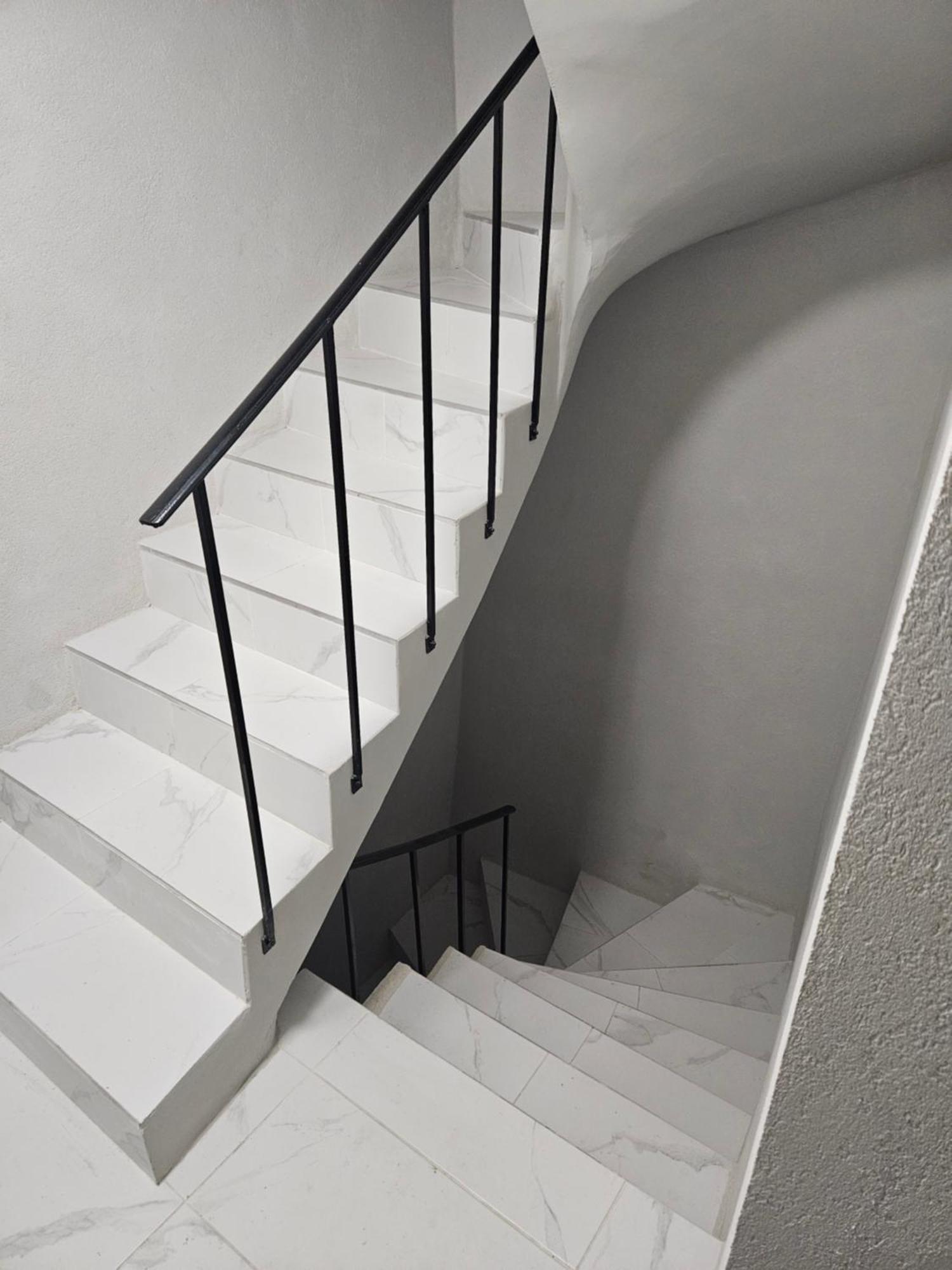 T2 Chaleureux, Calme Et Entierement Renove. Apartman Béziers Kültér fotó