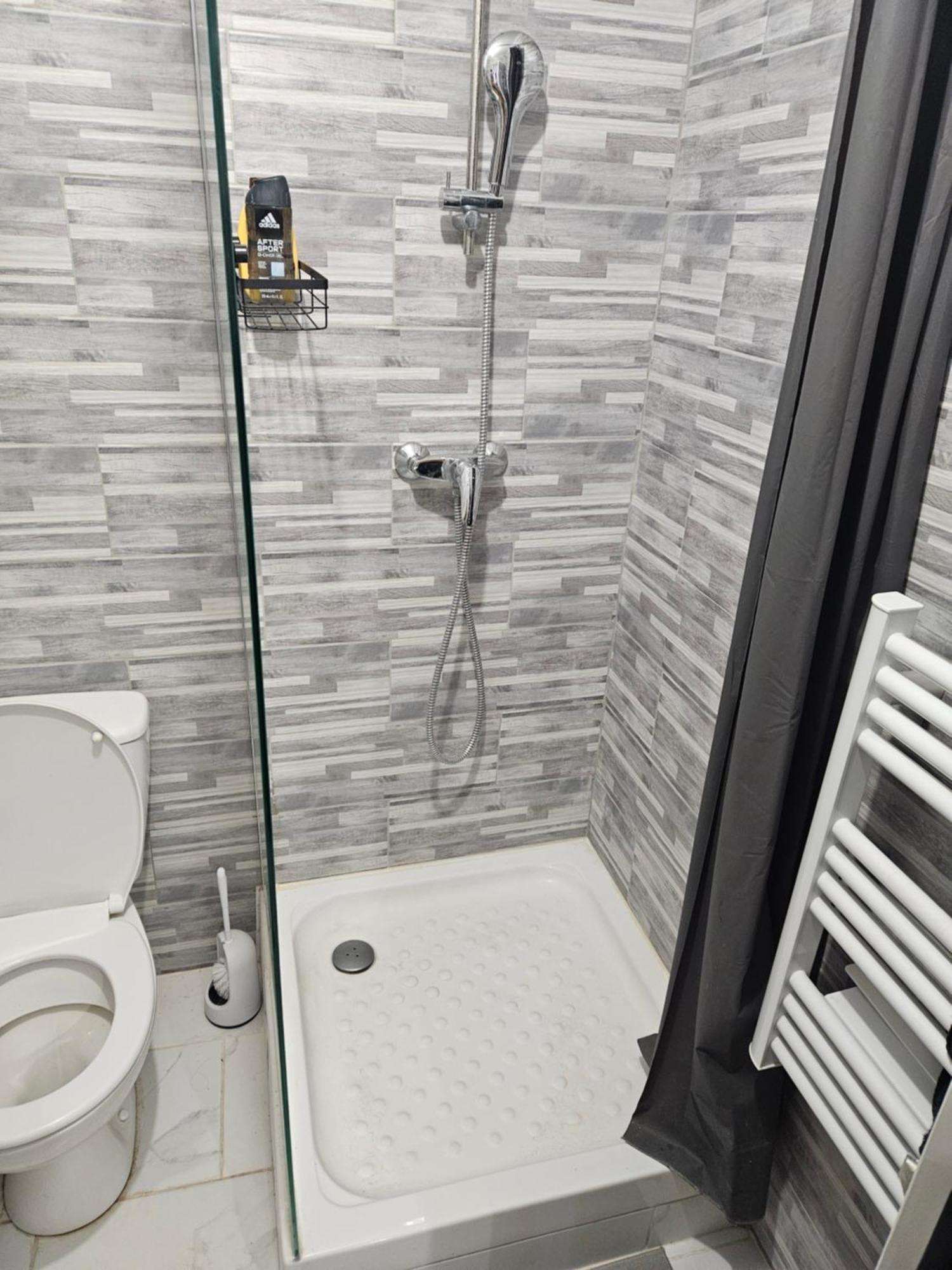 T2 Chaleureux, Calme Et Entierement Renove. Apartman Béziers Kültér fotó
